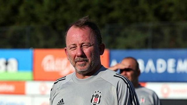 Beşiktaş'ta 2 isim kadro dışı bırakıldı
