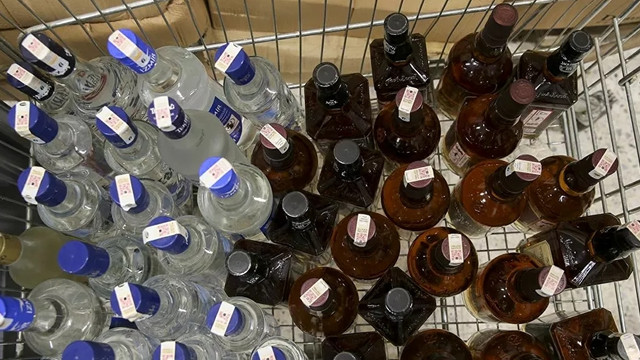 3,3 ton sahte içki ele geçirildi