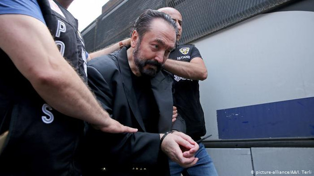 Adnan Oktar kaç yıl hapis yatacak?