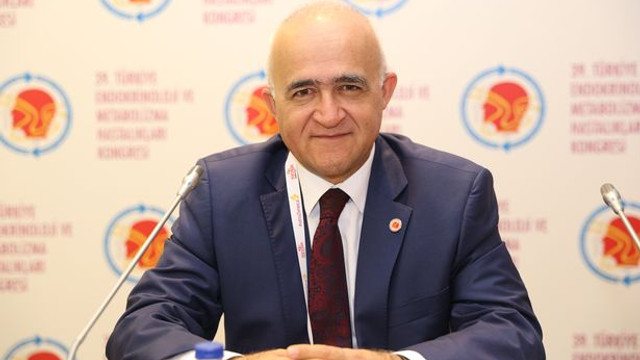 ''Tüm nüfus aşılansa bile 8-10 aya ihtiyacımız var''
