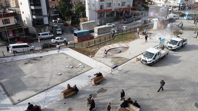 Kartal'ın tarihi Yakacık meydanı eski günlerine dönüyor