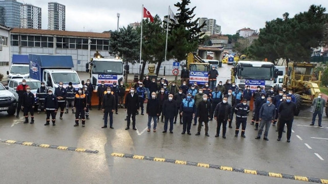 Kartal Belediyesi beklenen kar yağışı öncesi teyakkuzda