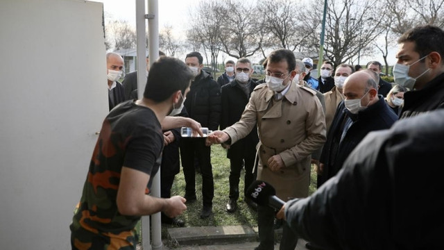 İBB Başkanı İmamoğlu'ndan evsiz vatandaşlara ziyaret