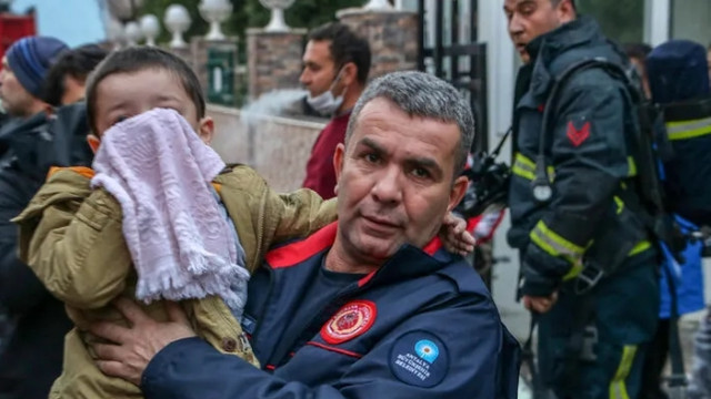 ''Allah belanızı versin'' yazılı not bırakıp...