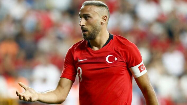 Cenk Tosun'dan transfer açıklaması