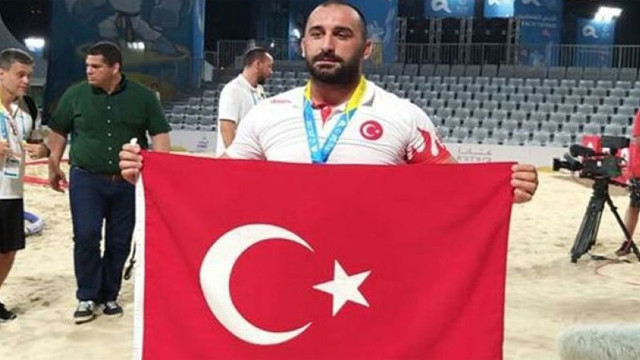Milli güreşçi Ufuk Yılmaz dünya şampiyonu!