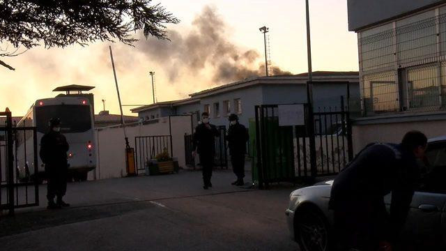 İstanbul'da cezaevinde yangın - Resim : 2