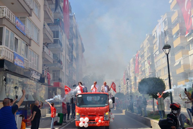 Muratpaşa’dan muhteşem 23 Nisan kutlaması - Resim : 2