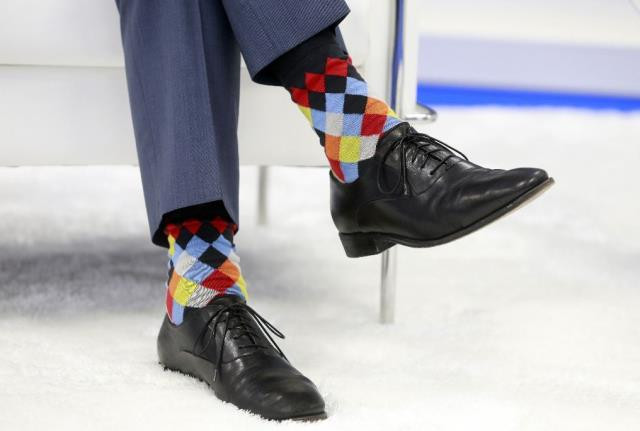 Kanada Başbakanı çoraplarıyla NATO Zirvesi'ne renk kattı - Resim : 1