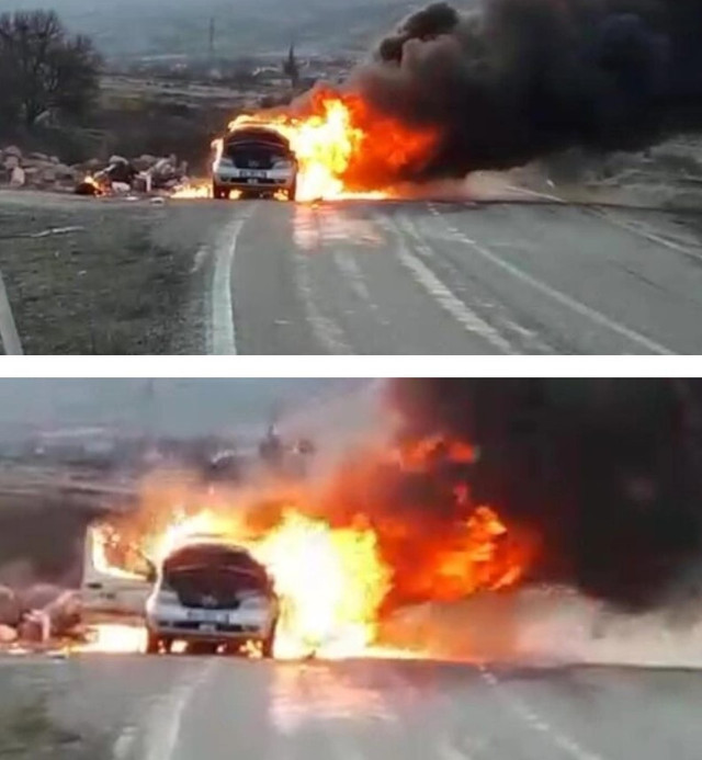 Elazığ'da bir otomobil alev alev yandı! - Resim : 1