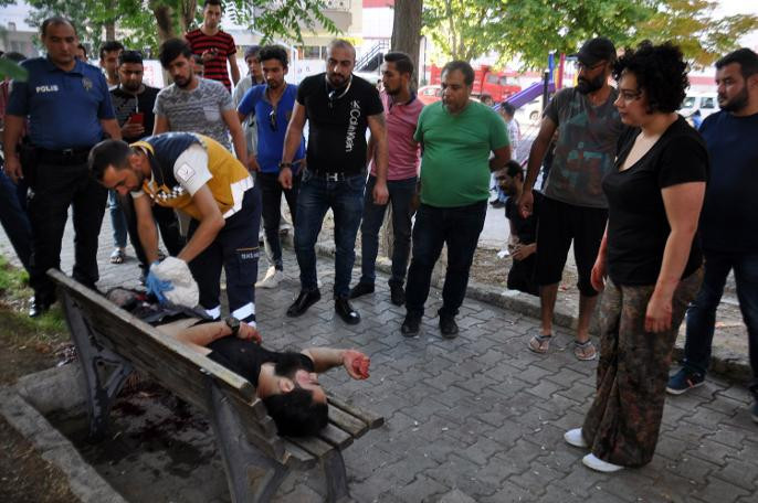 Dövmesi var diye bıçakladılar ! - Resim: 2