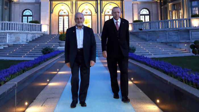 Saadet Partisi karıştı: Oğuzhan Asiltürk, Karamollaoğlu'na bayrak açtı - Resim : 2