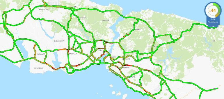 İstanbul'da beklenen kar yağışı başladı: İşte trafikte son durum - Resim : 1