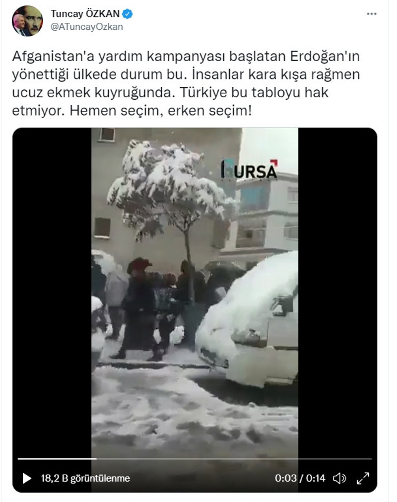 Vatandaş kar altında ekmek kuyruğunda! ''Türkiye bu tabloyu hak etmiyor'' - Resim : 1