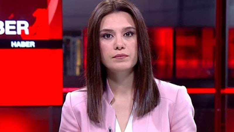 CNN Türk'te ünlü ekran yüzü ile yollar ayrıldı - Resim : 1