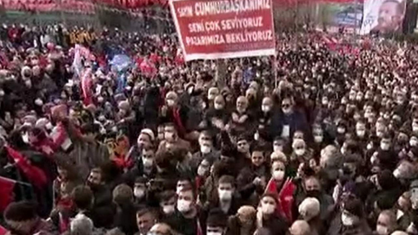 Erdoğan'ın tepkisini çeken pankart: ''Kaldırın onu'' - Resim : 1