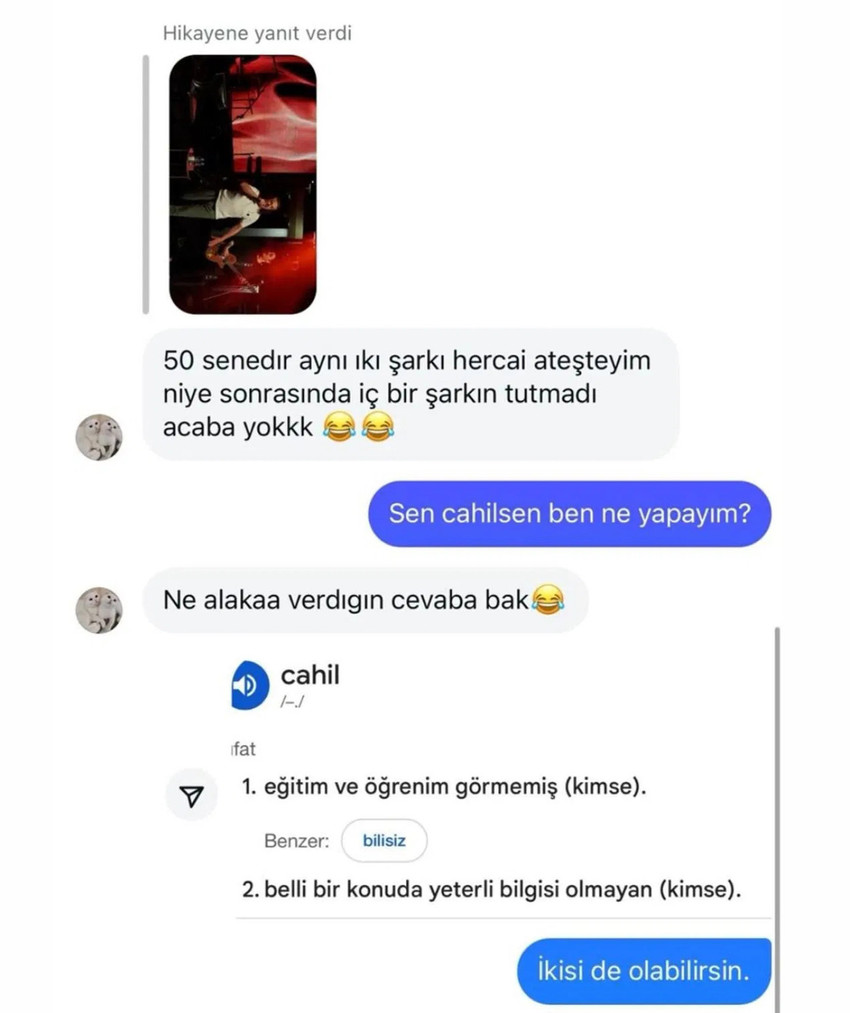 Bir sosyal medya kullanıcısı, Çelik’e yönelik yaptığı paylaşımda, “50 senedir aynı iki şarkı: 'Hercai' ve 'Ateşteyim'... Sonrasında neden hiçbir şarkın tutmadı acaba? Yokkk” ifadelerini kullandı.  Çelik, bu yoruma sert bir dille karşılık vererek, “Sen cahilsen ben ne yapayım?” cevabını verdi. Takipçisinin karşılığı ise “Ne alaka? Verdiğin cevaba bak” şeklinde oldu.