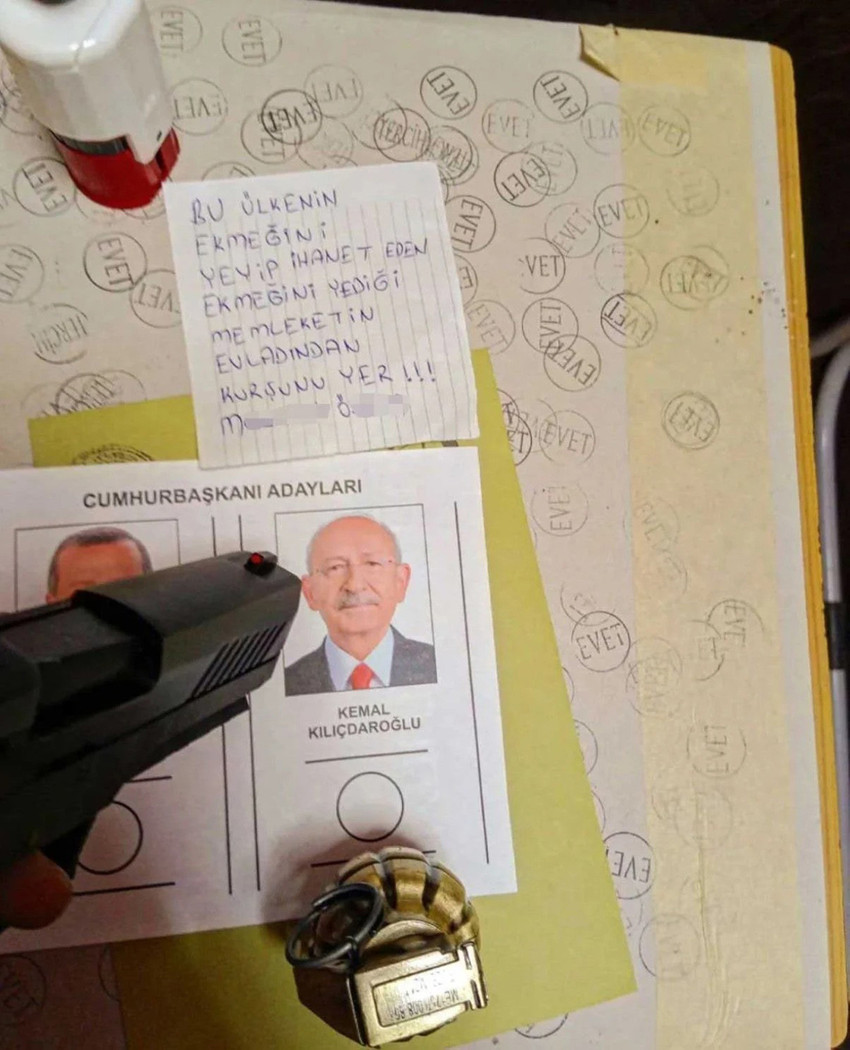 Oy kabinine silahla girdi; Kılıçdaroğlu'nu tehdit etti - Resim : 1