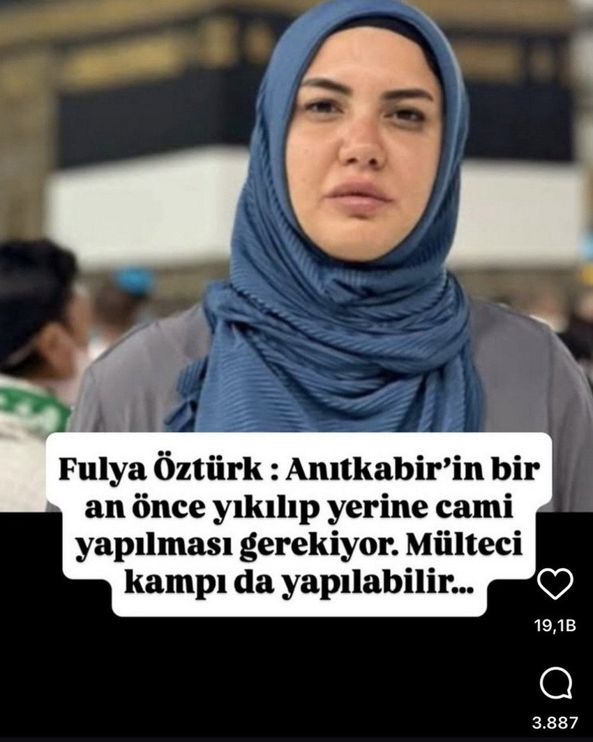 Sosyal medya zorbalarının son hedefi ünlü muhabir Fulya Öztürk oldu. Fulya Öztürk'ün 