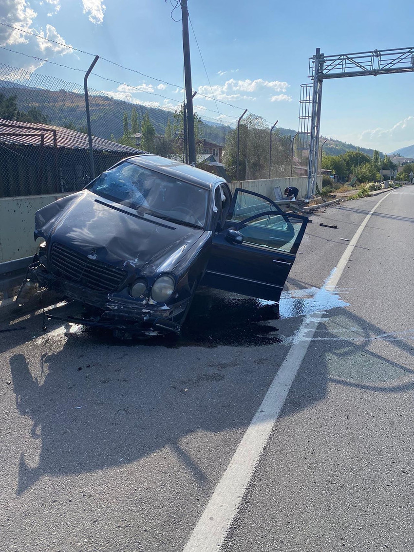 Sivas'ta trafik kazası: 1'i ağır 7 kişi yaralandı - Resim : 2