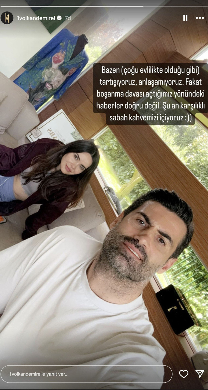 Hatayspor'un eski teknik direktörü Volkan Demirel ile 13 yıllık eşi Zeynep Demirel boşanma kararı aldığı iddia edildi. Volkan Demirel ise sosyal medya hesabından ayrılık iddialarını yalanladı.