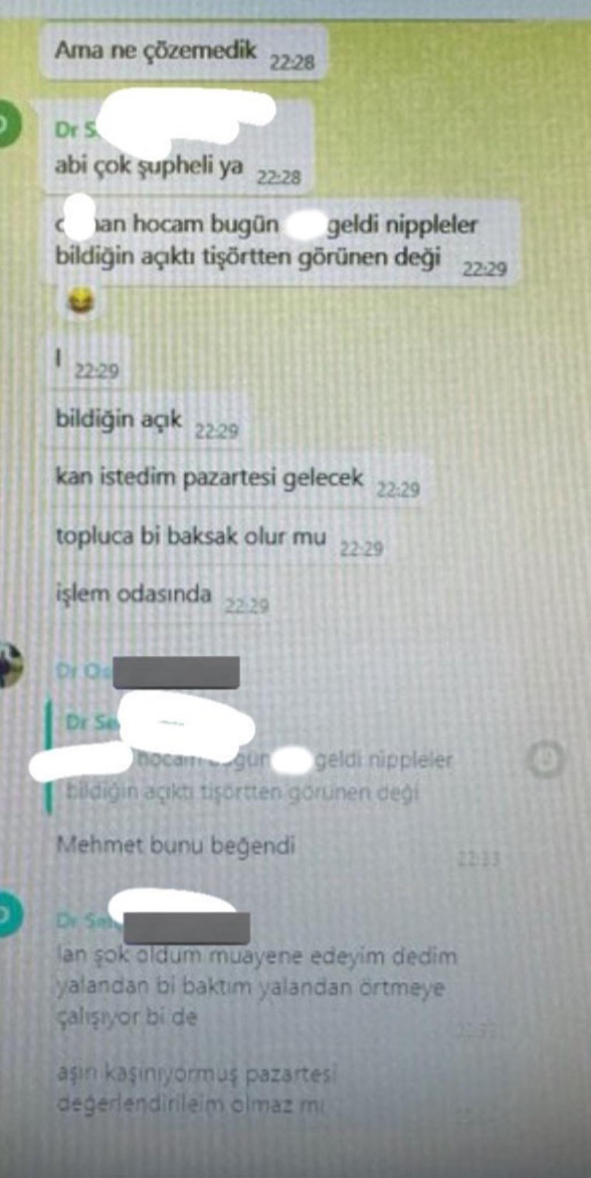 Konya Selçuk Üniversitesi Tıp Fakültesi Hastanesi'nde görevli doktorların bulunduğu WhatsApp grubunda kadın hasatalara yönelik ifadeler tepki çekti. Üniversiteden yapılan açıklamada, personellerin görevden uzaklaştırıldığı belirtildi. 