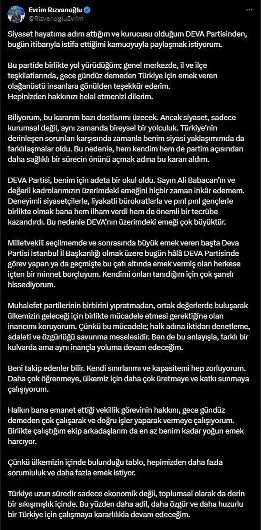 DEVA Partisi İstanbul Milletvekili Evrim Rızvanoğlu ve Tekirdağ Milletvekili Cem Avşar, partilerinden istifa ettiklerini duyurdu.