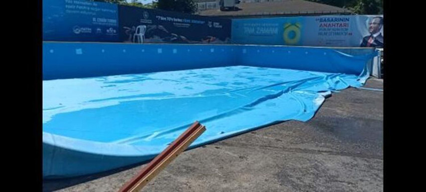 İstanbul'da havuz patladı, okul bahçesi göle döndü - Resim: 3