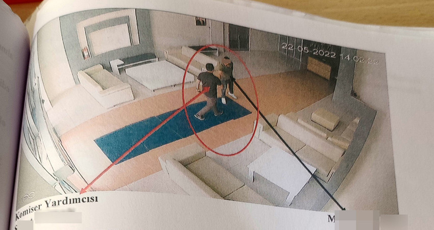 Adana'da kendisini MİT görevlisi olarak tanıtıp 16 kişiyi Amerika'ya götürme bahanesiyle 128 bin 400 bin dolar dolandıran şüpheli ve arkadaşlarının polisi bile 'MİT'ciyim' diyerek inandırdığı ve olayda kullandığı ortaya çıktı.