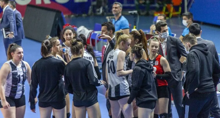 Beşiktaş Kadın Voleybol Takımı küme düştü
