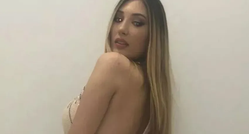 Yasmin Erbil Instagram pozlarıyla olay oldu!