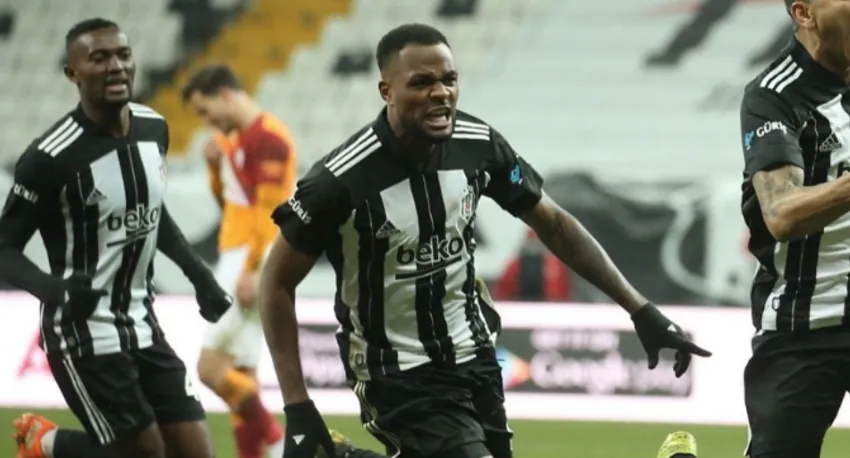 Cyle Larin'e Premier Lig'ten talip var!