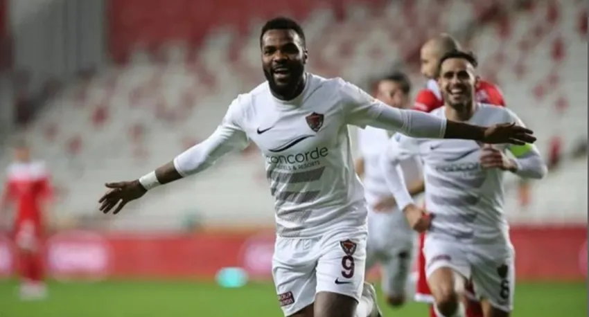 Hatayspor'da Boupendza depremi!
