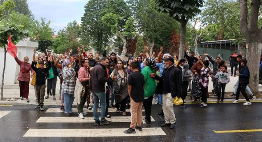 Polis alarma geçti: 150 kişilik grup emniyet binasına yürüdü - Resim: 4