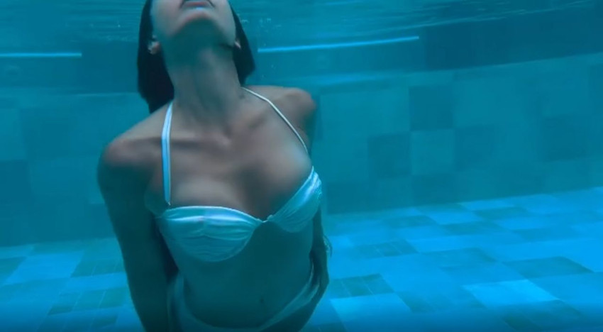 Demet Özdemir'in sualtında verdiği pozlar hayran bıraktı - Resim: 2