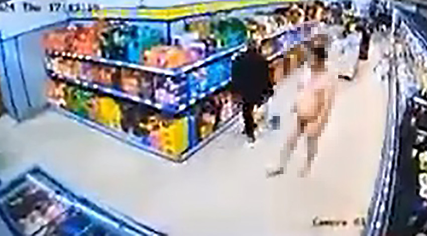 Kırklareli'nde bir zincir markette alışveriş yapan bir genç kızı taciz edip sonra da "sakin ol" diyen tacizci yakalandı.