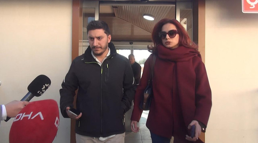 Yalova Çınarcık'ta yüksekten düşerek şüpheli bir şekilde hayatını kaybeden Güllü'nün ölümüyle ilgili soruşturmada kızı Tuğyan Ülkem Gülter'in "tasarlayarak kasten öldürmek" suçundan tutuklanmasının ardından bu sefer de Güllü'nün oğlu Tuğberk Yağız Gülter de ifadeye çağrıldı. Gülter, avukatıyla birlikte adliyeye geldi.