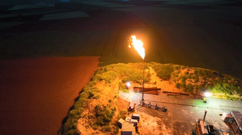 Tekirdağ ve Silivri’de yapılan doğal gaz arama çalışmalarında, 4 yeni kuyuda 3 milyar TL ekonomik büyüklüğe sahip 300 milyon metreküp doğal gaz rezervine ulaşıldı. 