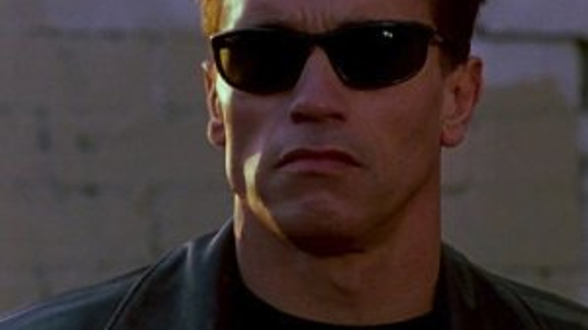 Schwarzenegger de Trump'ı terk etti