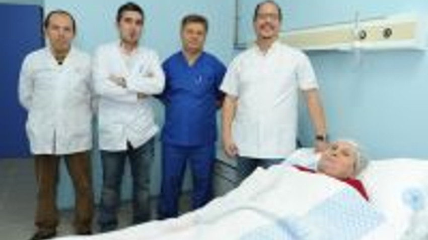 Cbü Hastanesinde, Kbb Ameliyatlarında Lazer Kullanılıyor