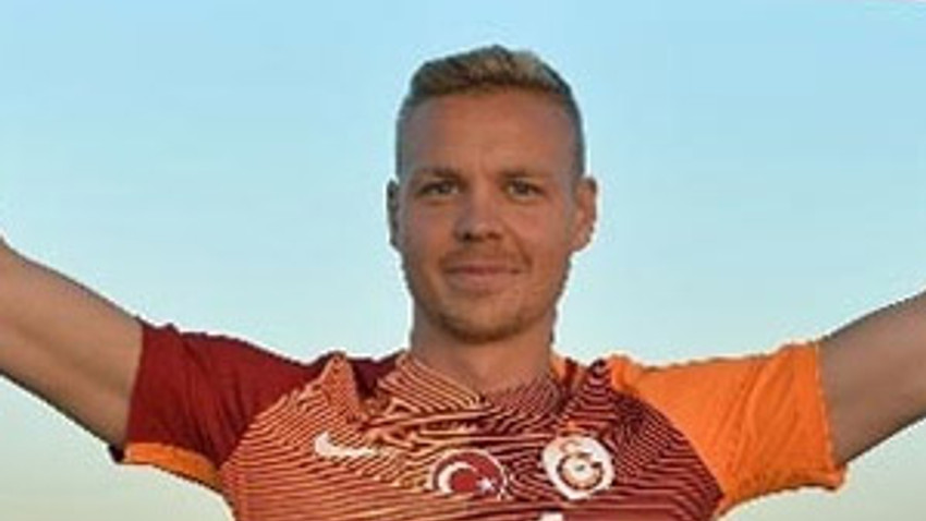 Sigthorsson sakatlandı !