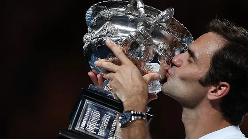 Federer tarihe geçmeye hazırlanıyor !