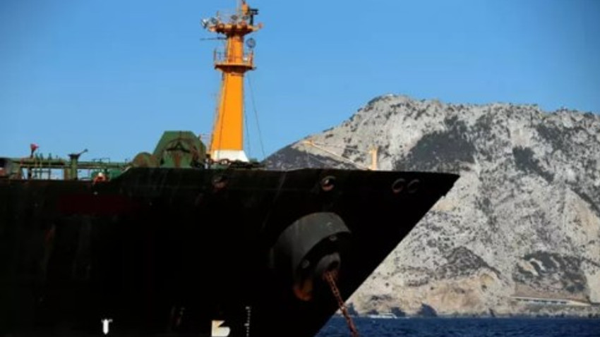Basra Körfezi'nde yeni gemi krizi !