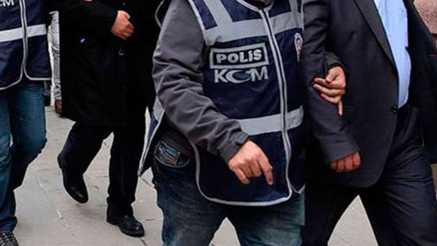 İstanbul merkezli FETÖ operasyonu: 14 gözaltı