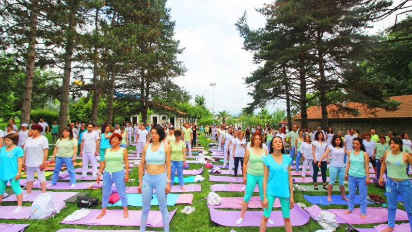 Kesintisiz olarak her ay düzenlenen dünyanın ilk ve tek festivali!
