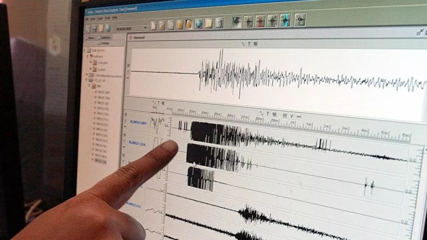 Ege'de peş peşe 2 deprem ! Seferihisar yeniden sallandı
