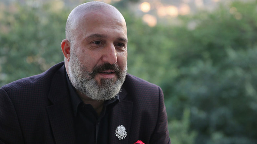 Fatih Sultan Mehmet'in torunu paylaşımıyla Twitter'ı karıştırdı
