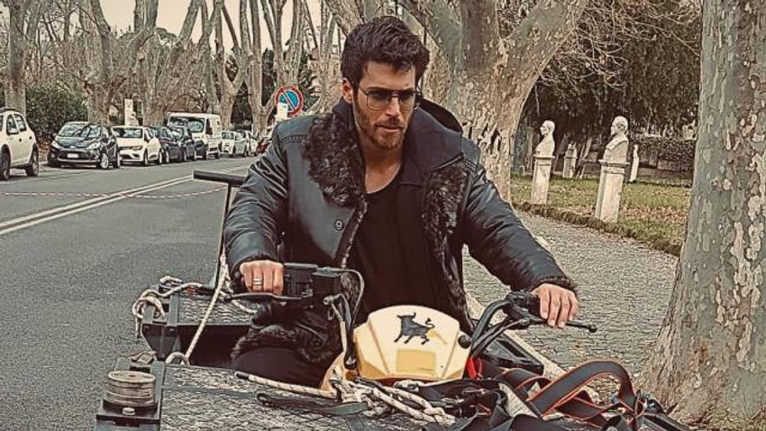 Can Yaman'ın deri kabanının fiyatı dudak uçuklattı