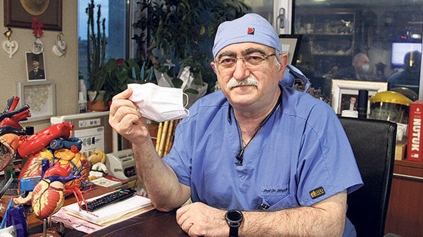 Aşı olmayana ''vatan haini'' diyen profesörden yeni benzetme