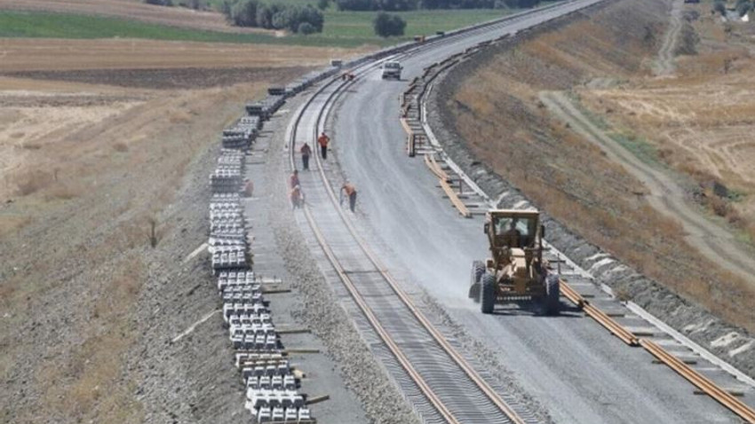 12 yıldır bitmeyen YHT projesine 2 milyar lira daha!